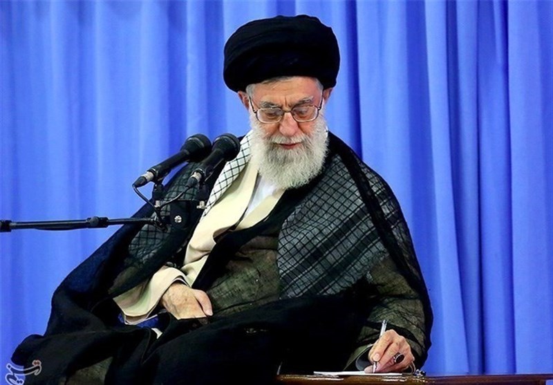 استفتاء از امام خامنه‌ای/ آیا خون باقیمانده در حیوان ذبح‌شده، پاک است؟