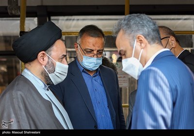 علیرضا زاکانی شهردار تهران در آیین بهره‌برداری از 110 دستگاه اتوبوس در ناوگان حمل‌ونقل عمومی