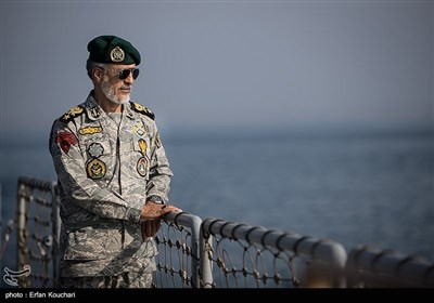 امیر دریادار حیب الله سیاری معاون هماهنگ کننده ارتش در رژه دریایی رزمایش مشترک ذوالفقار ۱۴۰۰ ارتش 