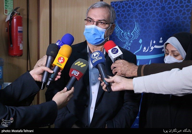 وزیر بهداشت در مشهد: در حوزه تولید دارو و تجهیزات پزشکی باید به خودکفایی برسیم