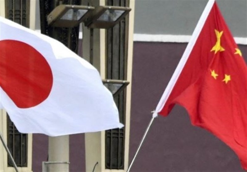 Japan&apos;s Kishida Calls for Constructive Relations in Talks with China&apos;s Li