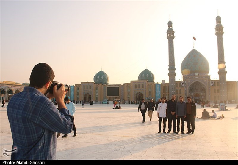 اردوی زیارتی دانشجویان نخبه در مسجد جمکران و حرم حضرت معصومه(س) از قاب دوربین