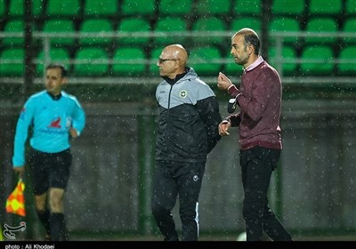  مرزبان: بازیکنان ما با شکست مقابل گل‌گهر قهرمانانه کنار آمدند/ برابر اشتباهات داوری خودمان را قوی‌تر می‌کنیم 