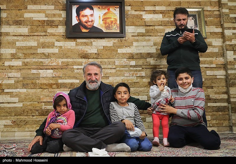 دیدار اهالی هنر با خانواده شهید طهرانی مقدم