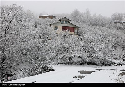 بارش برف پاییزی در اشکور رحیم آباد گیلان