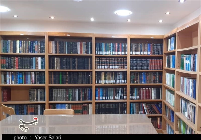 قول وزیر ارشاد برای تکمیل کتابخانه ارسنجان پس از یک دهه‌؛ پروژه هنوز نیمه تمام است