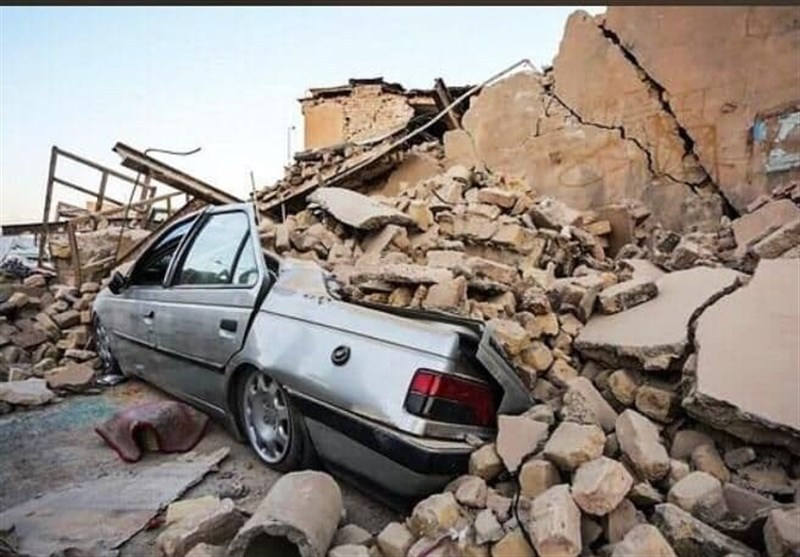 زلزله‌ جنوب ایران| دستور سرلشکر سلامی برای امدادرسانی به زلزله‌زدگان/ خسارت 20 تا 100 درصدی زلزله/ ‌افزایش مصدومان به 47 نفر/ وقوع 13 زلزله پیاپی‌ + فیلم