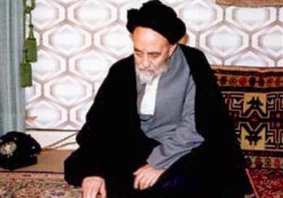  نقش علامه طباطبایی در نهضت امام خمینی(ره) و پیروزی انقلاب اسلامی 