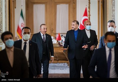 حسین امیرعبدالهیان وزیر امور خارجه ایران و مولود چاووش اوغلو وزیرخارجه ترکیه 