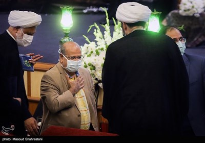  حضور دکتر علیرضا زالی رییس دانشکاه علوم پزشکی دانشگاه شهید بهشتی در آیین اختتامیه هشتمین سوگواره ملی 72 خط اشک