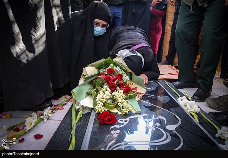 آئین استقبال از مادر شهید «فلک رفعت» در بجنورد به روایت تصاویر