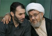 ماجرای انتخاب اکبر عبدی برای نقش روحانی فیلم &quot;رسوایی&quot; از زبان ده‌نمکی + فیلم