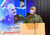 دشمنان برای غارت منابع ایران دندان تیز کرده‌اند