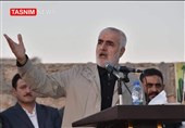 فرمانده سابق نیروهای ایرانی در سوریه: خودکفایی تسلیحاتی جبهه مقاومت نتیجه تلاش‌های سردار سلیمانی است