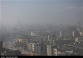 استقرار نیروهای اورژانس در معابر پرتردد تهران در پی آلودگی هوا