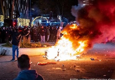  "اروپا" کانون جهانی خیز دوباره کرونا؛ سرکوب اعتراض مردم هلند به محدودیت‌های کرونایی با سلاح گرم 