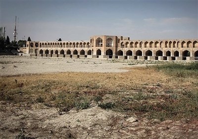  اصفهان بیست وپنجم در بارندگی، سوم در صنایع آب بر 