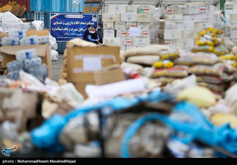 بازدید نمایندگان ویژه دستگاه قضایی از انبارهای اموال تملیکی در بندر شهید باهنر بندرعباس
