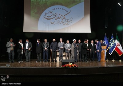 مراسم عصر شعر «رویش» به مناسبت هفته بسيج و ايام دهمين سالگرد سردار شهيد حاج حسن طهرانى مقدم