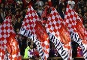 تجمع هواداران پرسپولیس مقابل باشگاه و اعتراض به عدم جذب مهاجم خارجی