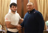 Russian Wrestler Naifonov Joins Iran’s Sahand Aras