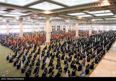 تجمع كبير للتعبویین في طهران 