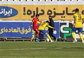 لیگ برتر فوتبال| پیروزی تراکتور و نساجی و تساوی 2 دیدار در نیمه اول