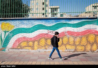  اعتراض خانواده‌ها به شیوه بازگشایی مدارس/ آموزش حضوری آغاز نشده تعطیل شد 