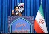 ابوترابی فرد در نماز جمعه تهران:ناوگروه 86 دانش و ظرفیت استثنایی ایران را در برابر نگاه جامعه جهانی قرار داد
