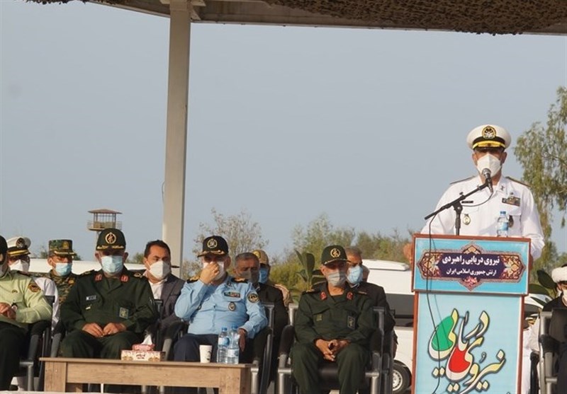 فرمانده پایگاه بوشهر: نیرو‌های مسلح برای دفاع از دستاوردهای انقلاب از جان خود دریغ نمی‌کنند
