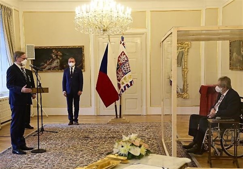 رئیس جمهور بیمار چک &quot;پتر فیالا&quot; را به عنوان نخست وزیر جدید منصوب کرد