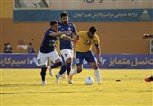 لیگ برتر فوتبال| تساوی صنعت نفت و استقلال در 45 دقیقه اول