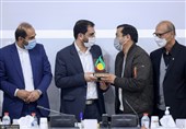 تجلیل از افتخار فوتبال خراسان "خداداد عزیزی"/ نامگذاری 8 آذر به نام روز فوتبال خراسان پیشنهاد شد