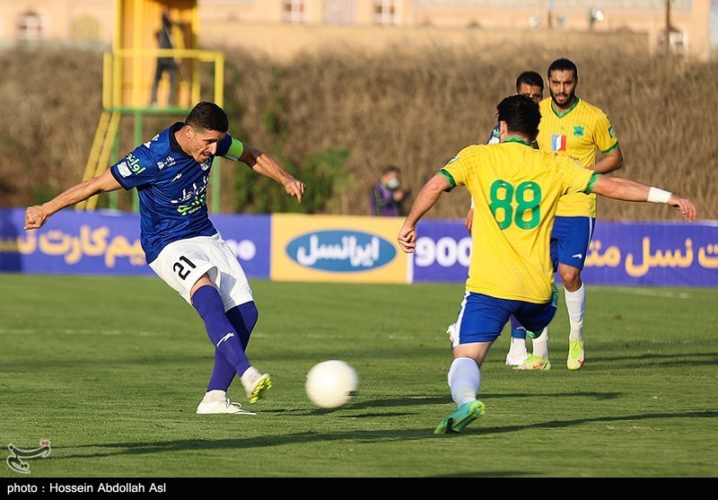 کاپیتان استقلال مصدوم شد