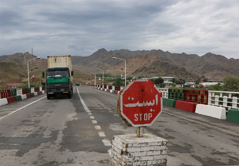 وضعیت راه‌های کشور؛ آزادراه تهران-شمال مسدود شد/ ترافیک سنگین در برخی محورهای شمالی