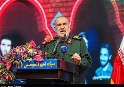  سرلشکر سلامی: انتقام گرفته خواهد شد/ دشمنان از نگرانی اقدام ایران در لاک دفاعی فرورفته‌اند 