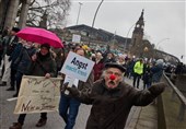 اعتراضات گسترده ضد محدودیت های کرونایی در اتریش و آلمان