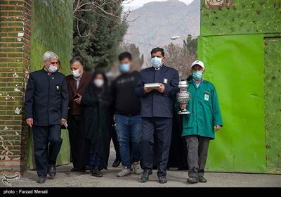 آزادسازی بانوی زندانی توسط آستان قدس رضوی - کرمانشاه
