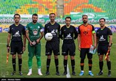 دیدار تیمهای فوتبال ذوب آهن اصفهان  و مس رفسنجان