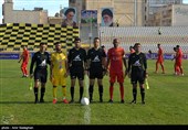 دیدار تیمهای فوتبال فجر سپاسی شیراز و فولاد خوزستان