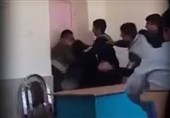 ماجرای کتک زدن معلم بروجردی توسط دانش‌آموزان چه بود؟