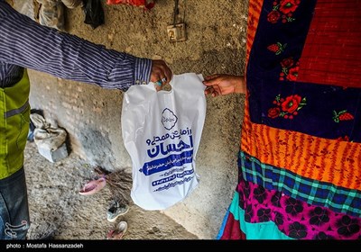 توزیع گوشت گرم در بین نیازمندان در مناطق محروم گرگان