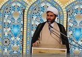 امام جمعه موقت یاسوج: دستگاه قضایی با فساد قاطعانه مبارزه کند