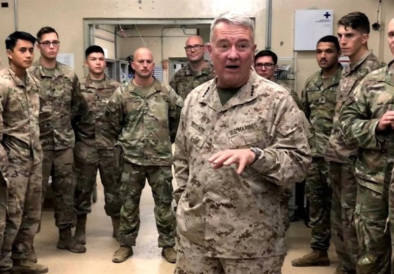 فرمانده سنتکام: عراق را ترک نخواهیم کرد/ 2500 سرباز آمریکایی می‌مانند