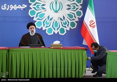 حجت الاسلام سید ابراهیم رئیسی رئیس جمهور در گردهمایی روسای نمایندگی های ایران در کشورهای همسایه