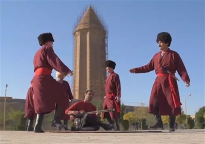  اجرای علی قمصری در گنبد / رقص خنجر برای نخستین بار با ساز همراه شد 