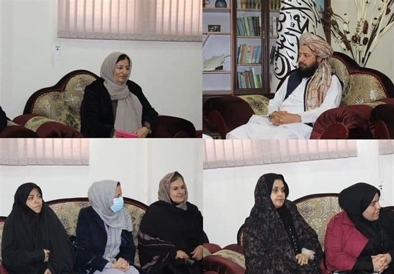 دیدار رئیس اطلاعات و فرهنگ طالبان در غرب افغانستان با جمعی از زنان هرات