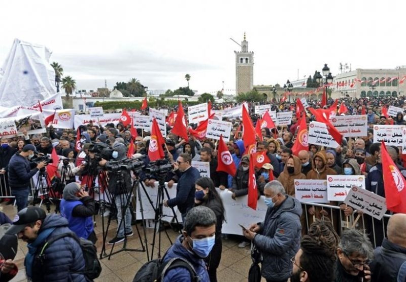 برگزاری تظاهرات مخالفان و حامیان رئیس جمهور تونس