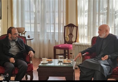  کرزی در دیدار با معاون سفیر ایران: مردم توان جنگی جدید ندارند/ طالبان زمینه مشارکت مردم در دولت را فراهم کند 