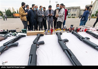  انهدام باند توزیع سلاح غیرمجاز در کرمانشاه/ کشف ۱۰۰ قبضه سلاح 